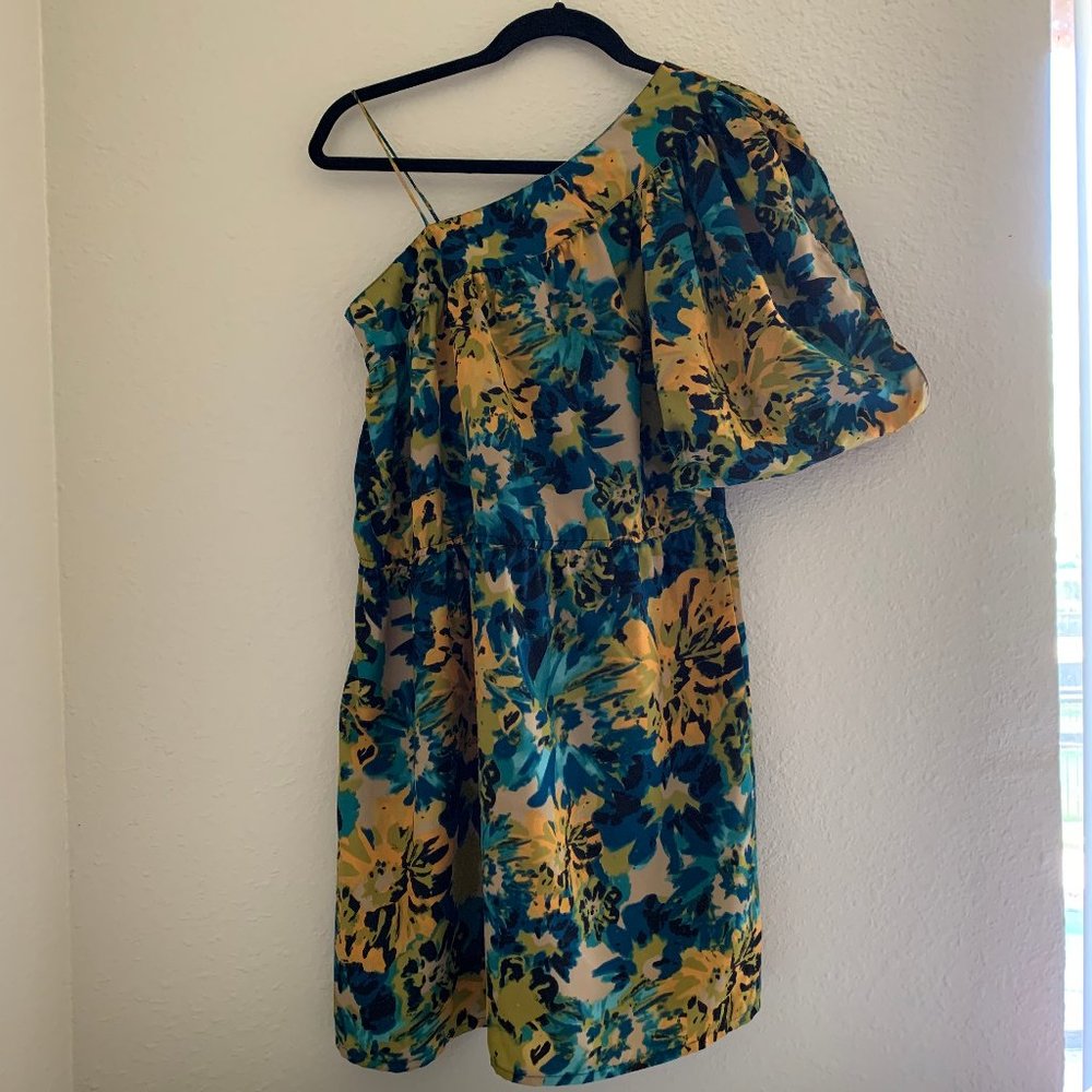 Angie | One shoulder strap spring floral dress